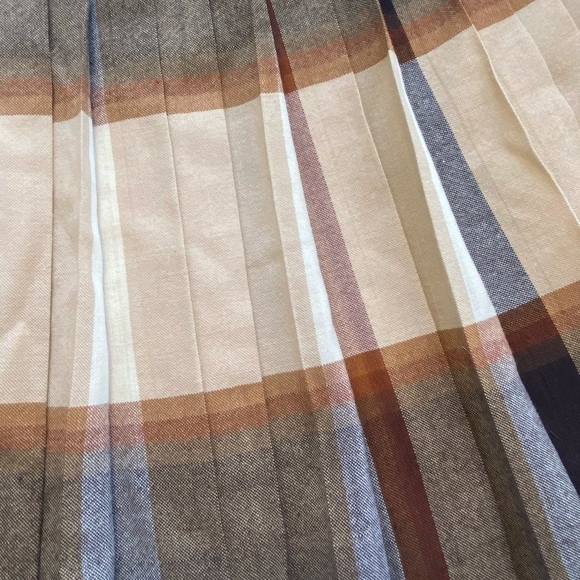 1970’s Reversible Cream & Brown Pleated Wool Skirt - Picture 9 of 9